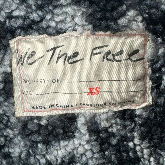 Free People Jean Jacket With Gray Leopard Sherpa Lining Womens XS - Picture 3 of 7